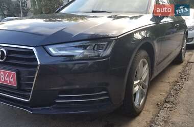 Седан Audi A4 2016 в 