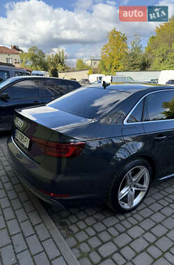 Седан Audi A4 2018 в 