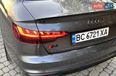 Седан Audi A4 2024 в Львове