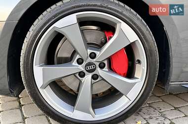 Седан Audi A4 2024 в Львове