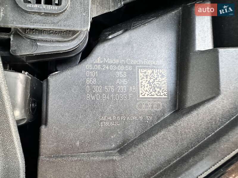 Седан Audi A4 2024 в Львове