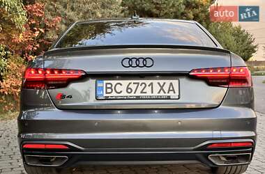 Седан Audi A4 2024 в Львове