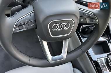Седан Audi A4 2024 в Львове