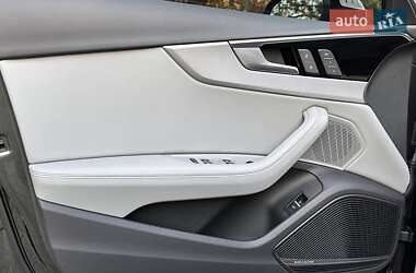 Седан Audi A4 2024 в Львове
