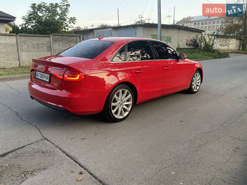 Седан Audi A4 2012 в Харкові