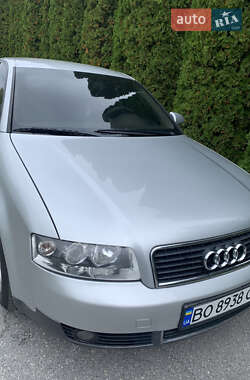 Седан Audi A4 2001 в 