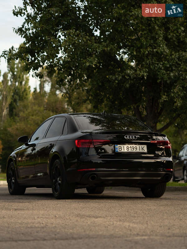 Седан Audi A4 2016 в Полтаве