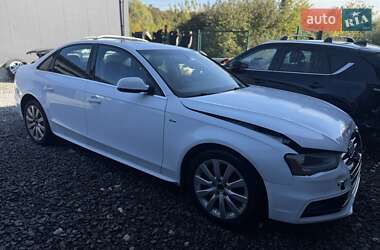 Седан Audi A4 2015 в 