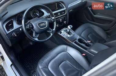 Седан Audi A4 2015 в 