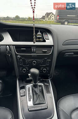 Седан Audi A4 2010 в 