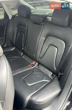 Седан Audi A4 2010 в 