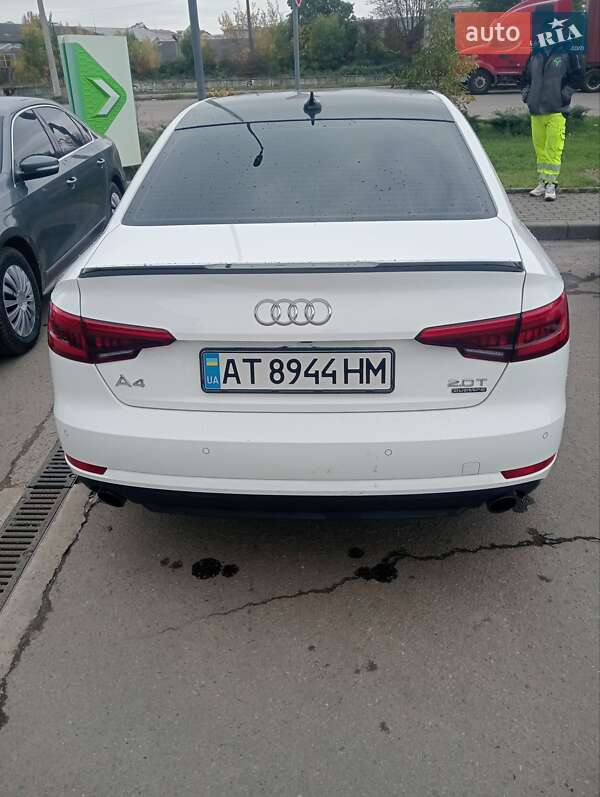 Седан Audi A4 2016 в Ивано-Франковске