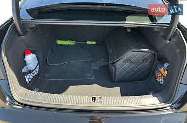 Седан Audi A4 2018 в 