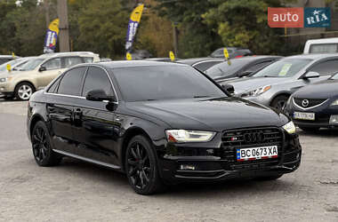 Седан Audi A4 2014 в 
