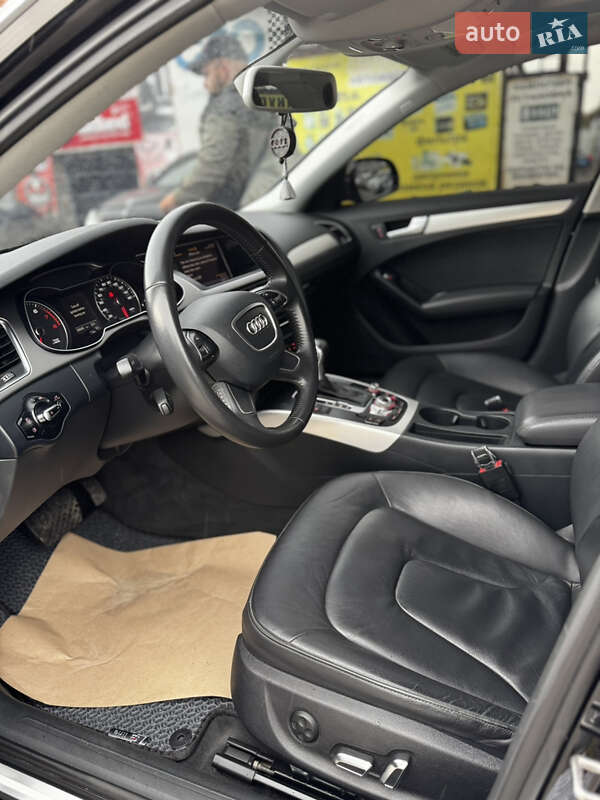 Седан Audi A4 2014 в Днепре