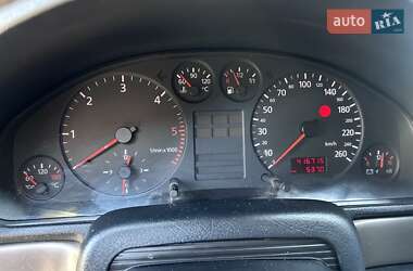 Седан Audi A4 1998 в 
