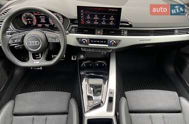 Седан Audi A4 2021 в 