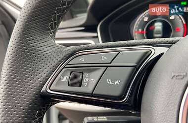 Седан Audi A4 2021 в 