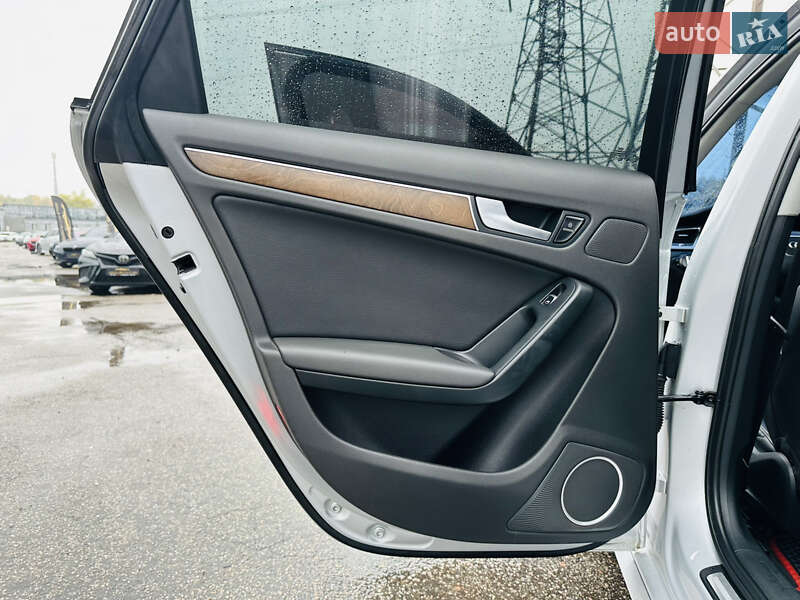 Седан Audi A4 2013 в Харькове