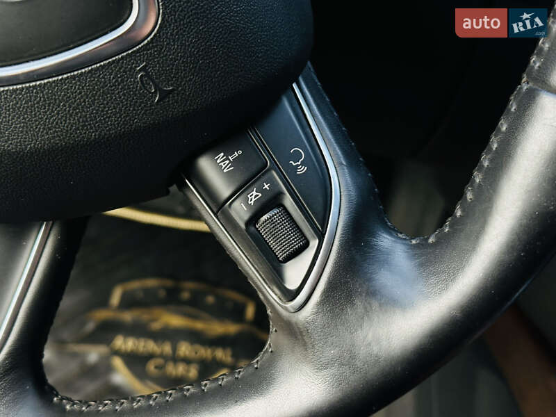 Седан Audi A4 2013 в Харькове