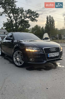 Седан Audi A4 2011 в 