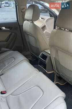 Седан Audi A4 2011 в 