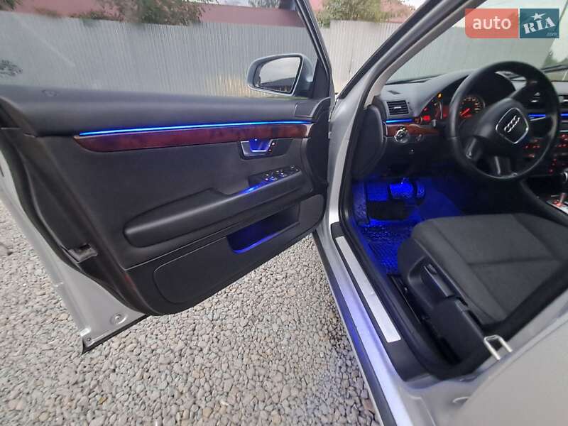 Седан Audi A4 2006 в Дрогобыче
