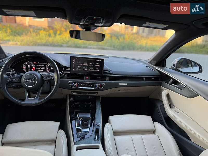 Седан Audi A4 2020 в Луцьку