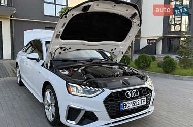 Седан Audi A4 2020 в 