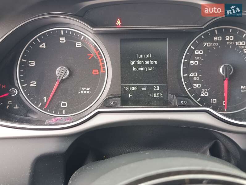 Седан Audi A4 2015 в Луцке
