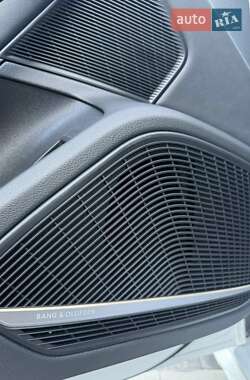 Седан Audi A4 2020 в 