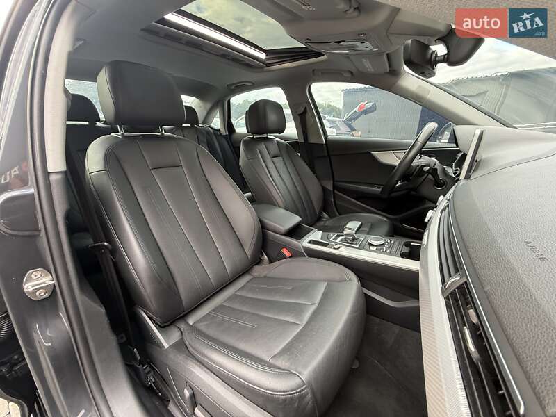 Седан Audi A4 2017 в Львові