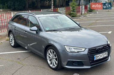 Универсал Audi A4 2017 в 