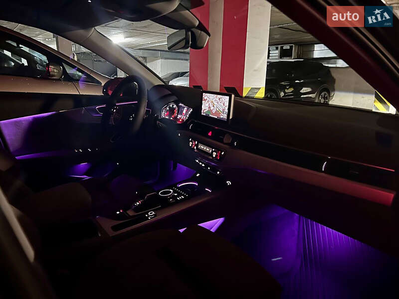 Универсал Audi A4 2017 в Одессе