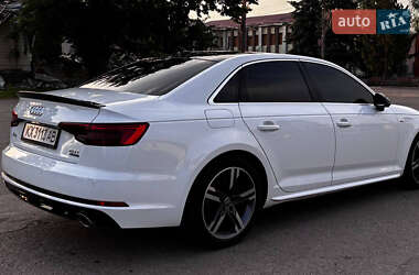 Седан Audi A4 2016 в 