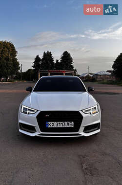Седан Audi A4 2016 в 