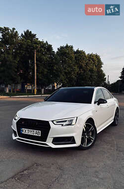Седан Audi A4 2016 в 