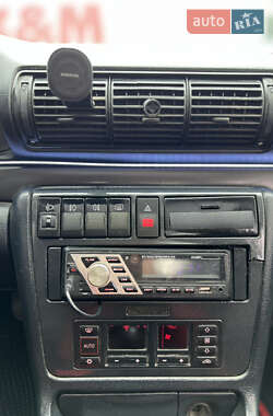 Седан Audi A4 1997 в  фото 12 Седан Audi A4 1997 в