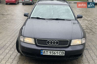 Універсал Audi A4 1996 в 