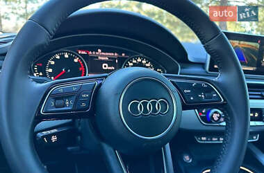 Седан Audi A4 2015 в 