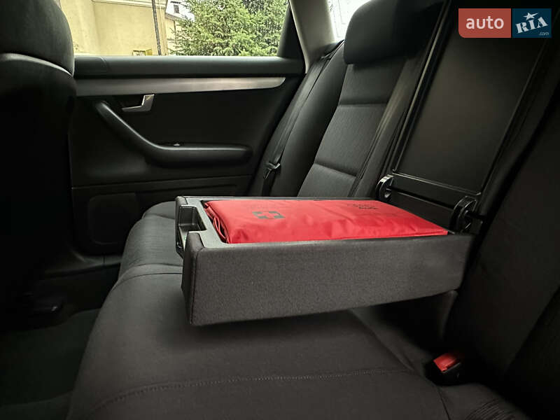 Універсал Audi A4 2006 в Сарнах