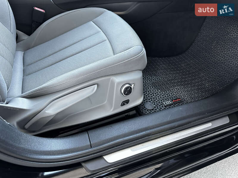 Универсал Audi A4 2017 в Тернополе