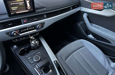 Универсал Audi A4 2017 в 