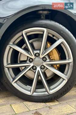 Седан Audi A4 2016 в 