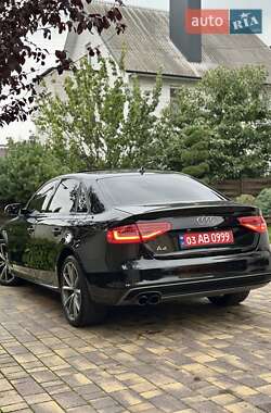 Седан Audi A4 2016 в 