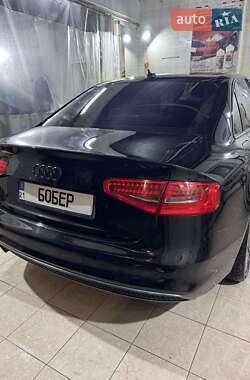 Седан Audi A4 2014 в 