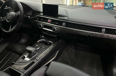 Седан Audi A4 2016 в 