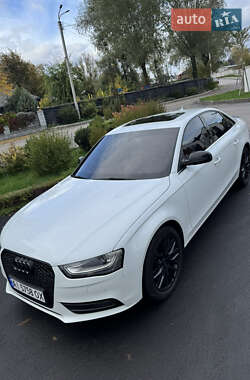 Седан Audi A4 2014 в 