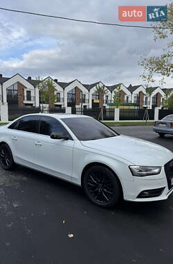 Седан Audi A4 2014 в 