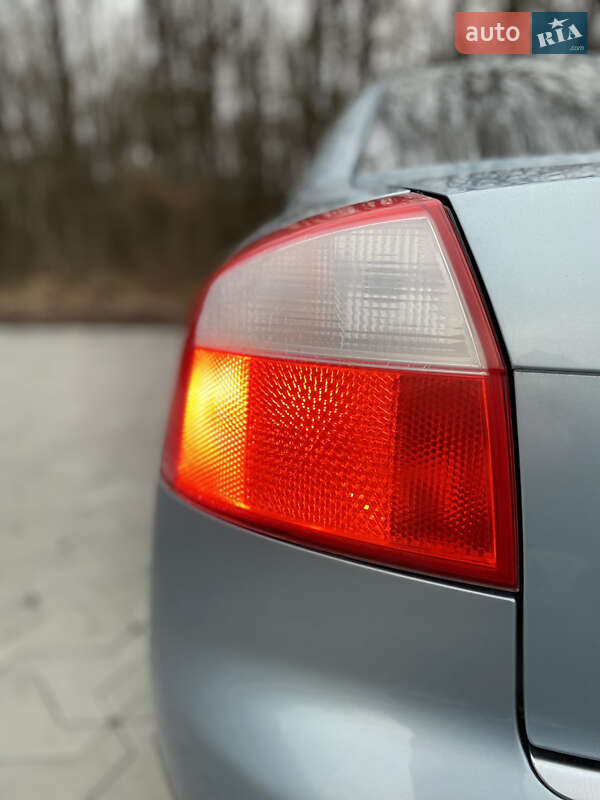 Седан Audi A4 2001 в Тернополе